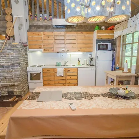 Semesterbostad Saaruatar By Interhome